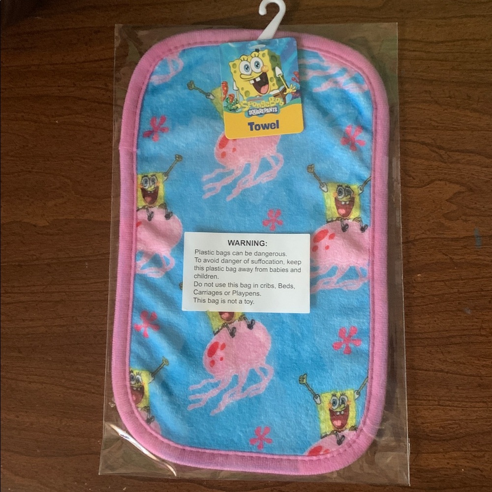 NWT SpongeBob SquarePants Pink Towel